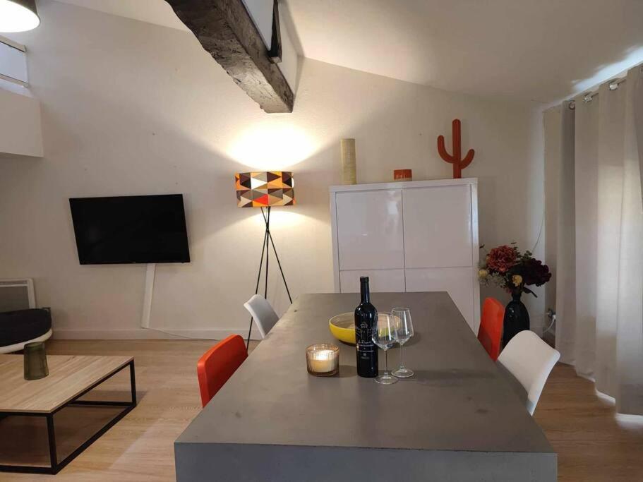 Charme De Victor Conciergeriedamecarcas Apartment Каркасон Екстериор снимка